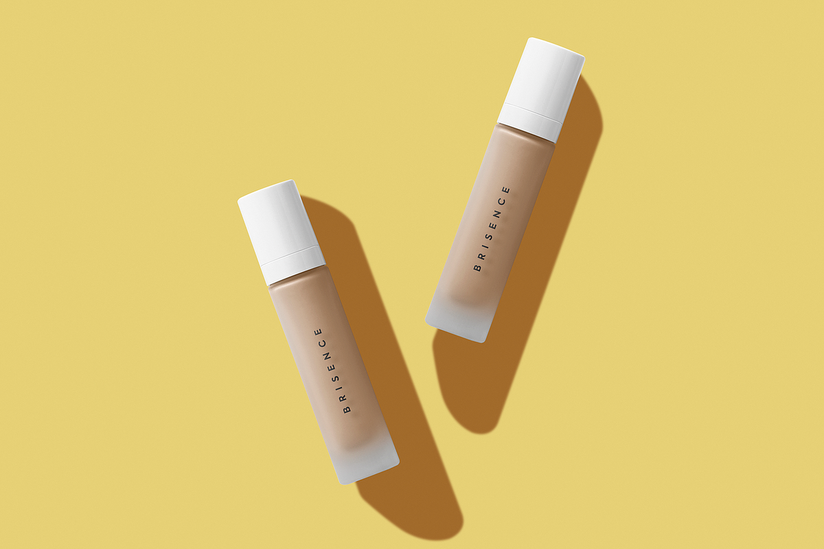 Logo Mockup Foundations, a Pens & Pencil Mockup by Asylab (Photo 6 of 8)