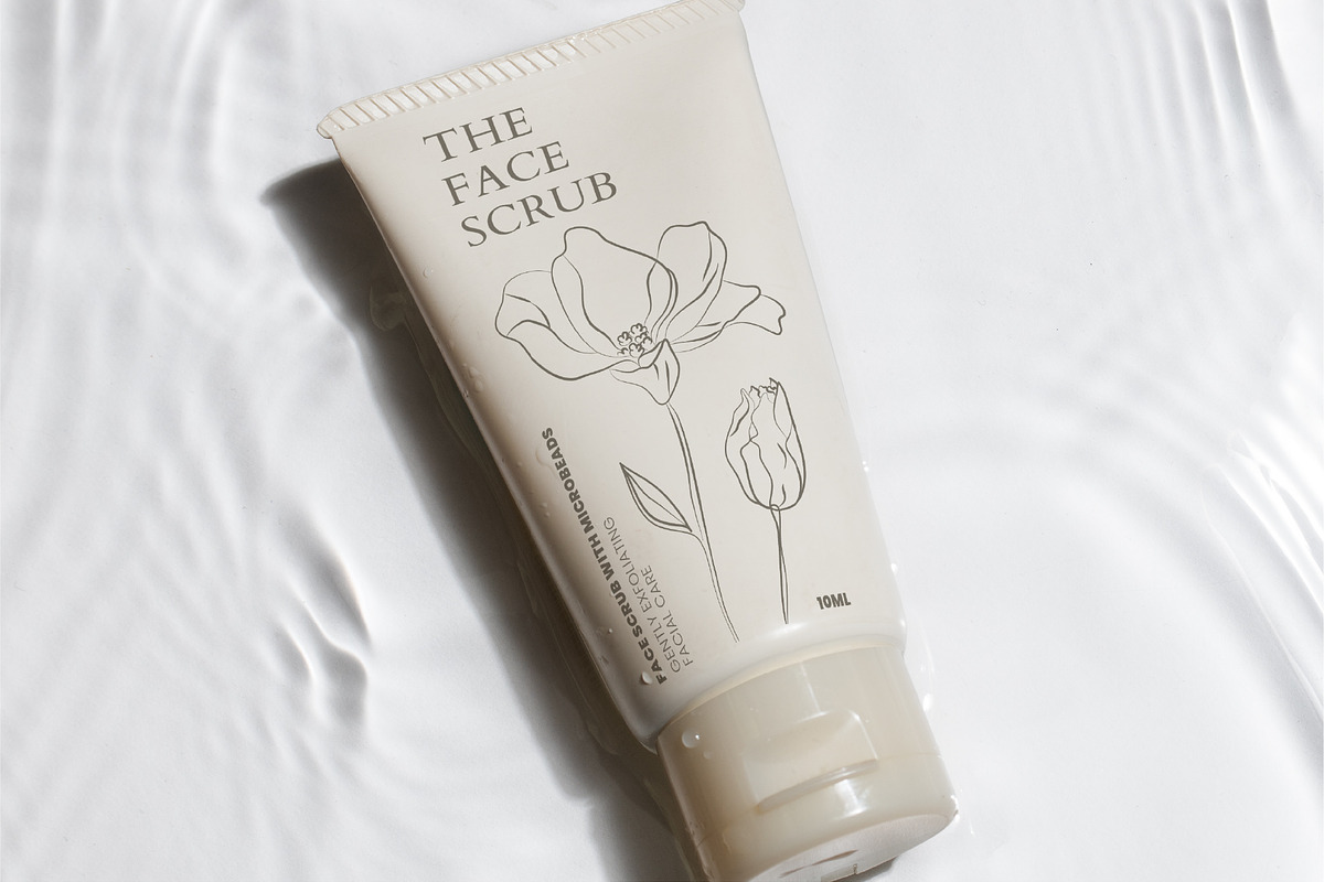 Minimalistic Line Flowers & Leaves, a Decorative Illustration by La Petite Line Art (Photo 4 of 10)