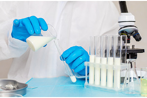 Examine milk in the laboratory, a Technology Photo by yanadjana