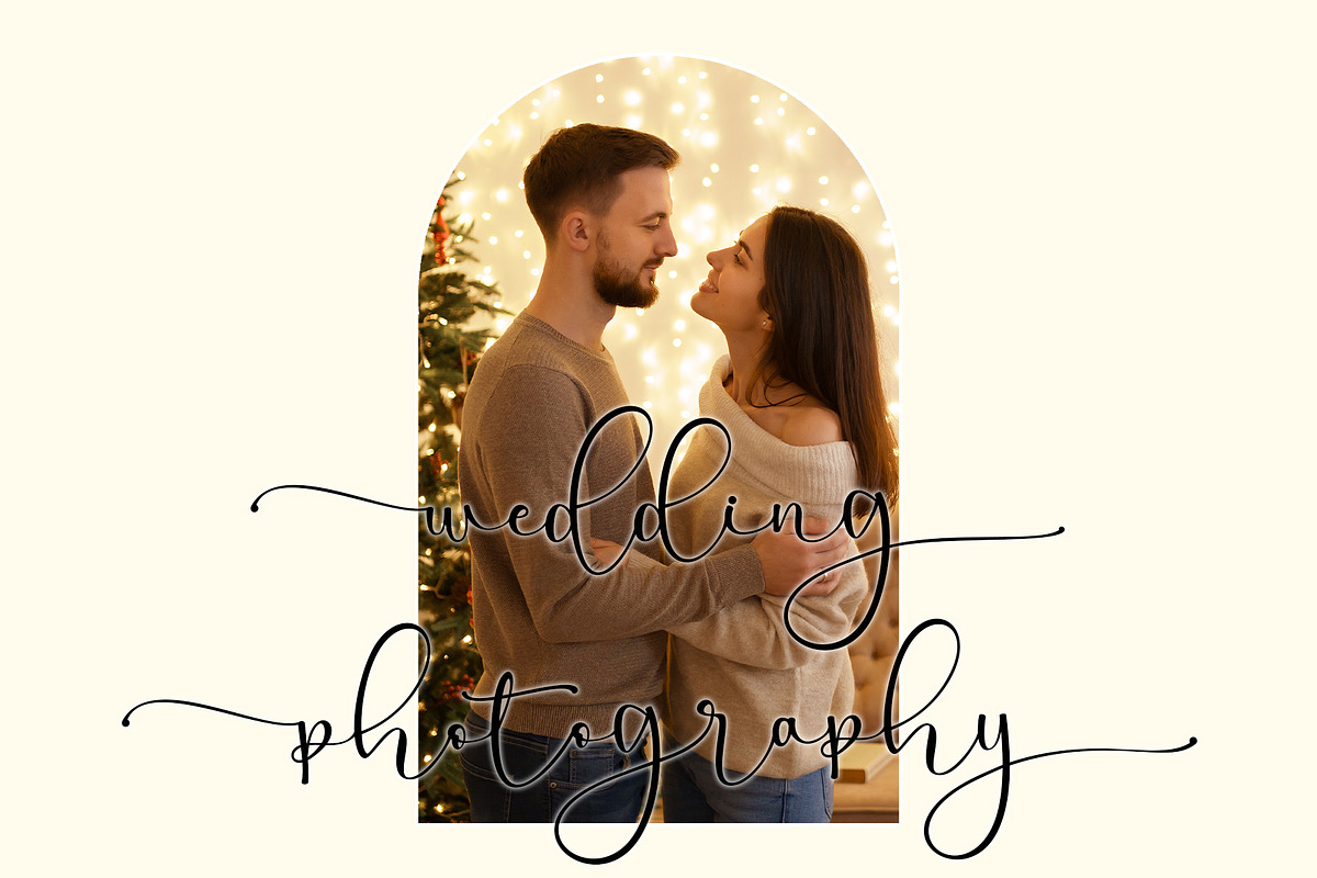 Christmas Praise, a Script Font by Letterara (Photo 3 of 9)