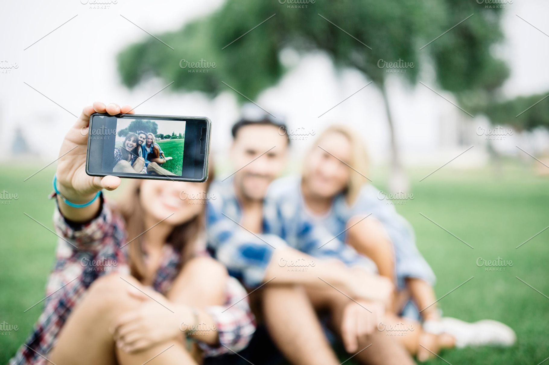 Self portrait in the park, a Photo by fotopitu