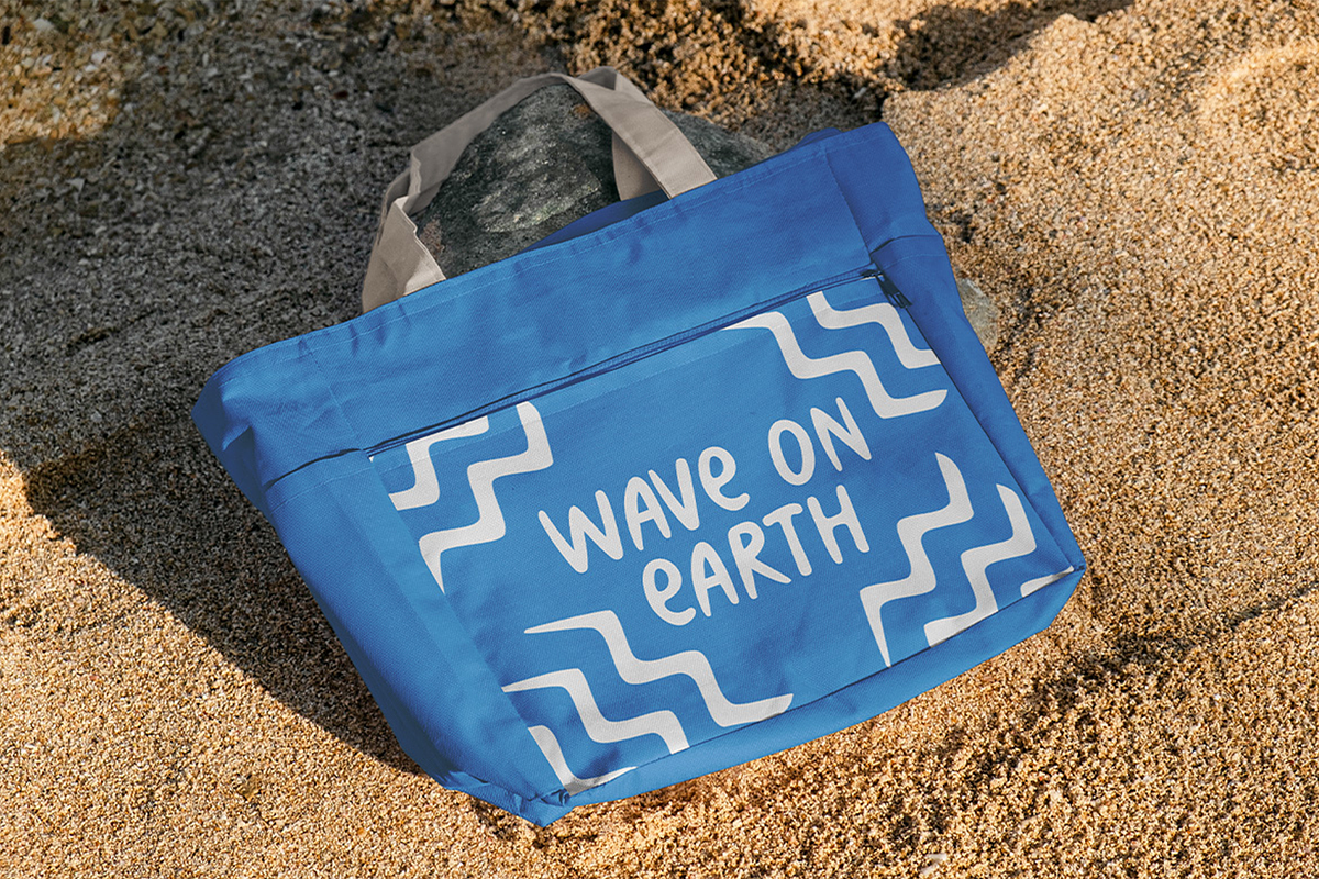 Wave on Earth Beach Handwritten Font, a Handwritten Font by Pekotype (Photo 14 of 15)