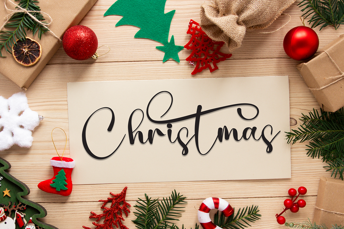Greatings | Script Font, a Handwritten Font by Scratchones (Photo 5 of 9)