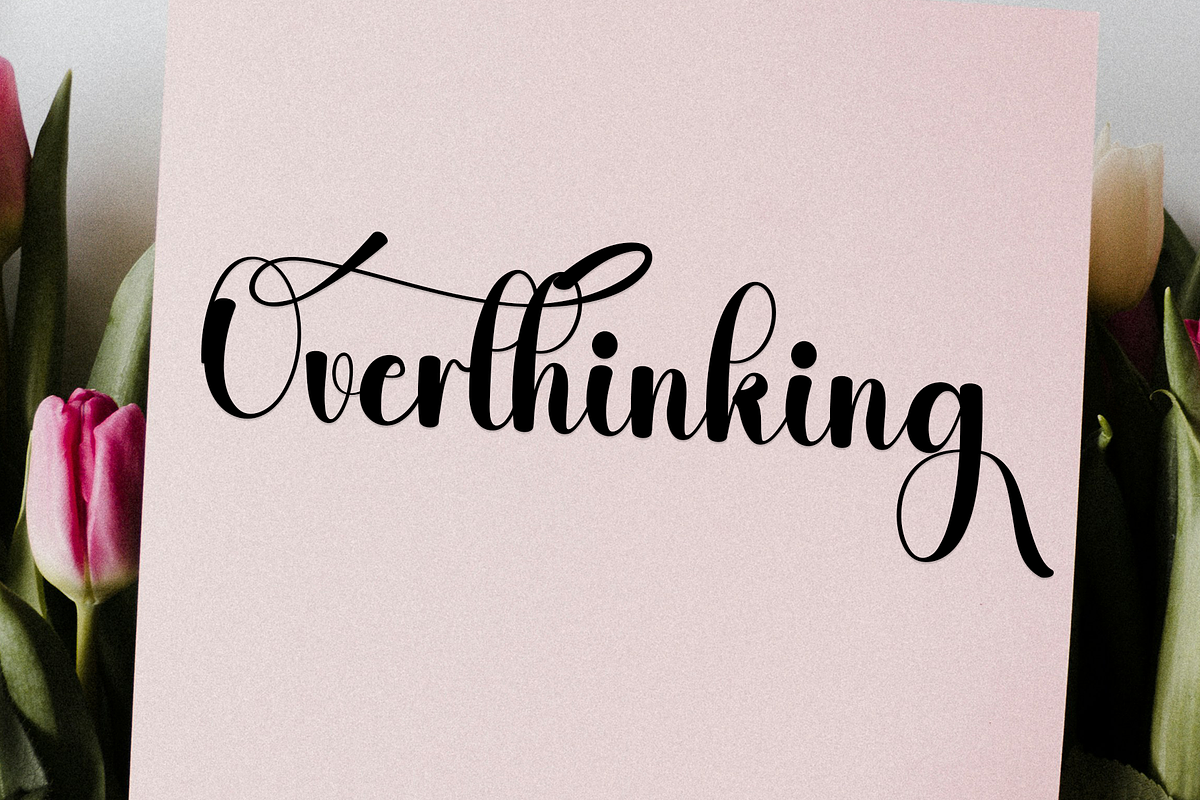 Beauty, a Handwritten Font by InermediaSTUDIO (Photo 7 of 8)