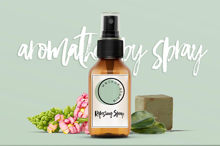 Organic Spray Bottle Mockup