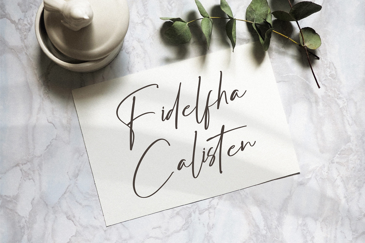 Alisandro, a Script Font by Goresan Studio (Photo 2 of 15)