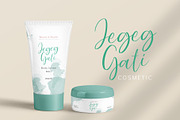 Karmila, a Script Font by alit design (Thumbnail 5 of 9)