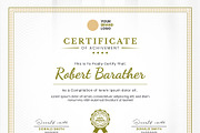 Elegant Horizontal Certificate, a Stationery Template by MRI STUDIO (Thumbnail 3 of 11)