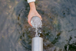 Fresh water containing clean, clean water, and container fill