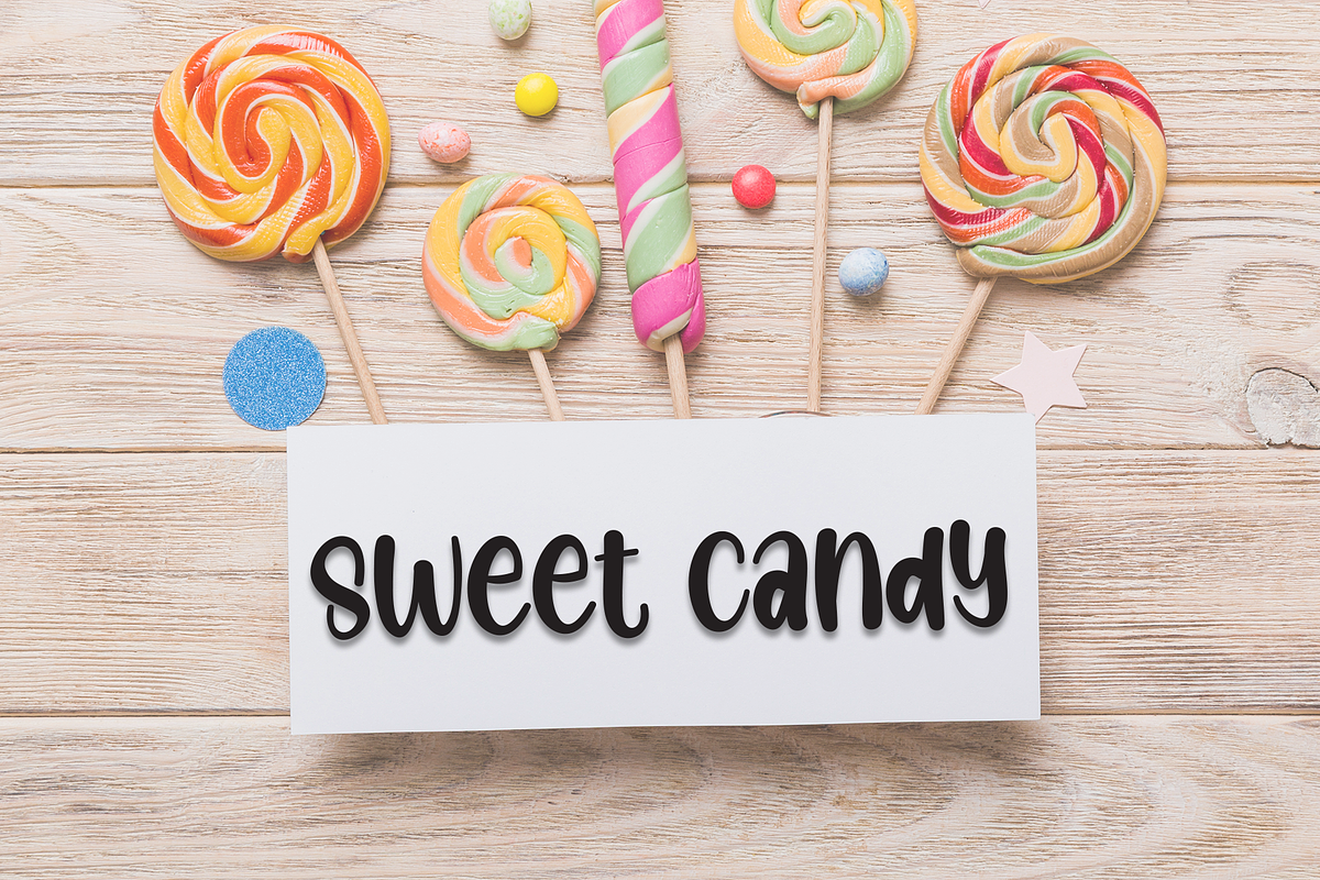 Super Cute | Script Font, a Script Font by Scratchones (Photo 5 of 8)