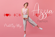 Heart Haily Script Heart Calligraphy, a Script Font by MC Creative (Thumbnail 2 of 10)