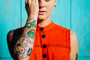 Konichiwa tattoed blue hair girl containing stylish, girl, and punk