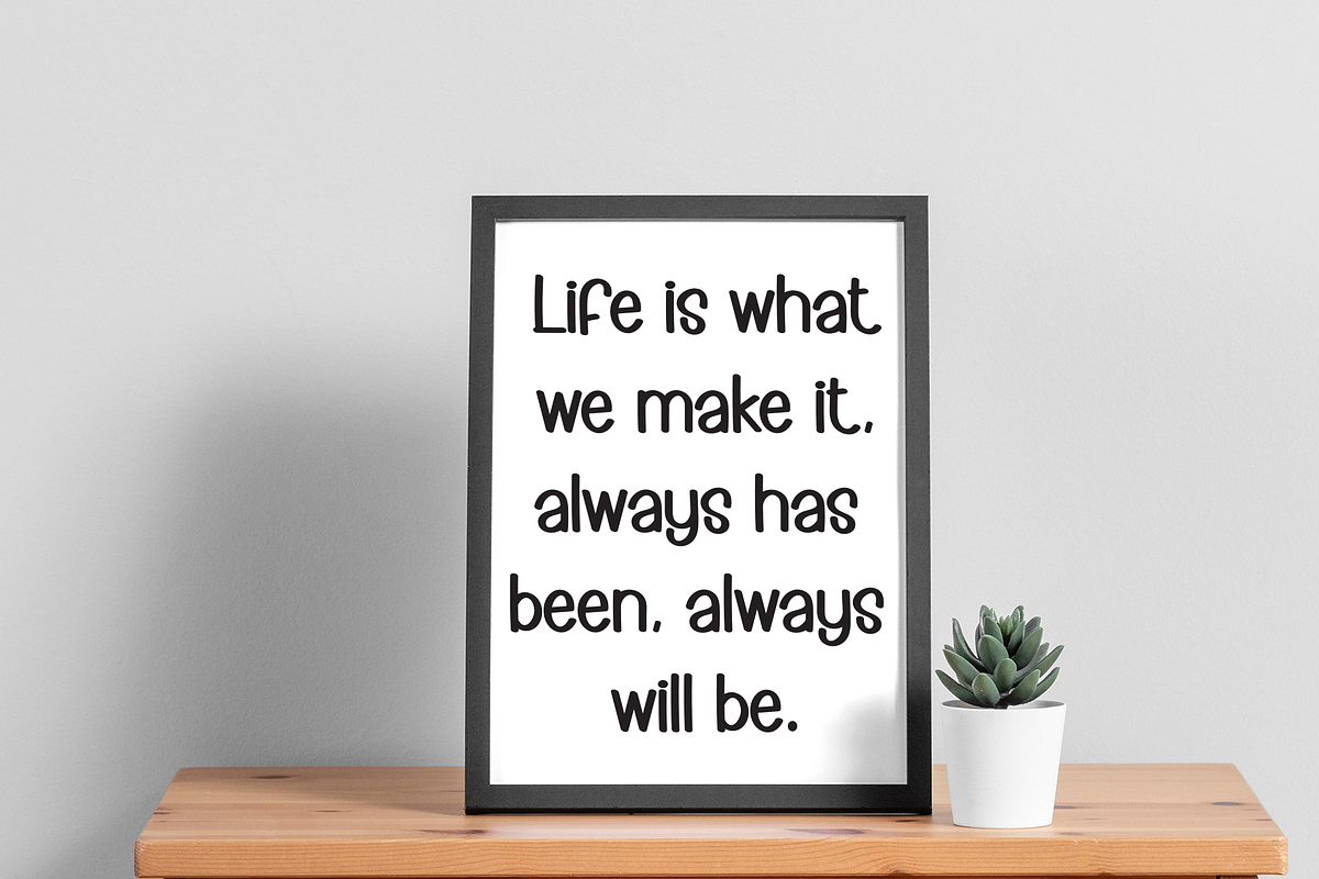 Handmade | Script Font, a Script Font by Scratchones (Photo 2 of 8)