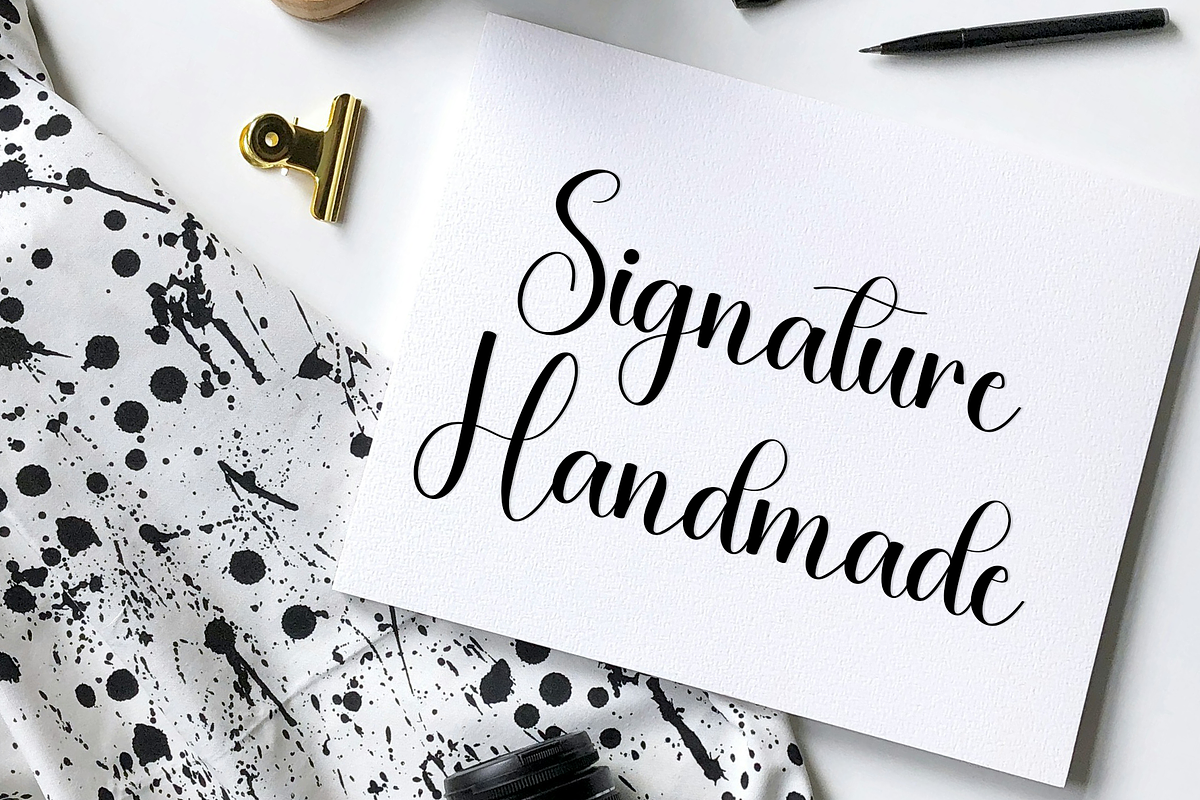 Autumn Lovers, a Handwritten Font by FreshTypeINK (Photo 8 of 8)