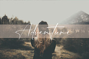 Sunderland, a Script Font by Teweka (Thumbnail 4 of 12)