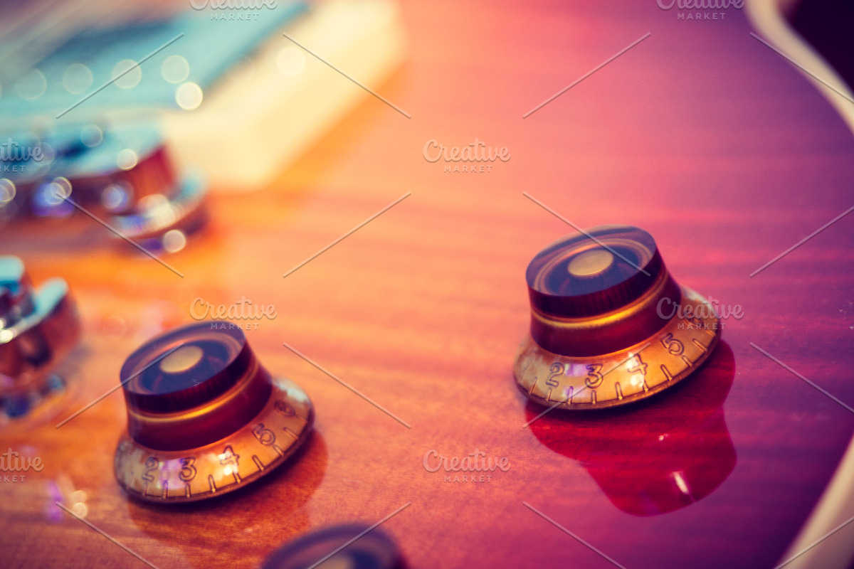 BUNDLE: Vintage Guitar Les Paul, an Arts & Entertainment Photo by PixelPerfect (Photo 4 of 5)