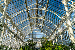 Interior of the Temperate Greenhouse, an Architecture Photo by Leonid Andronov