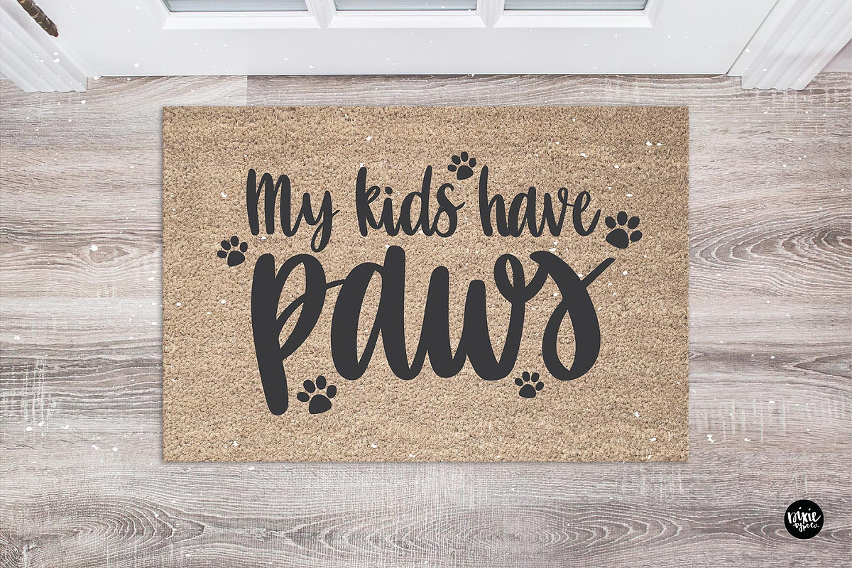 GORGEOUS SKYWALK Script Font preview 4