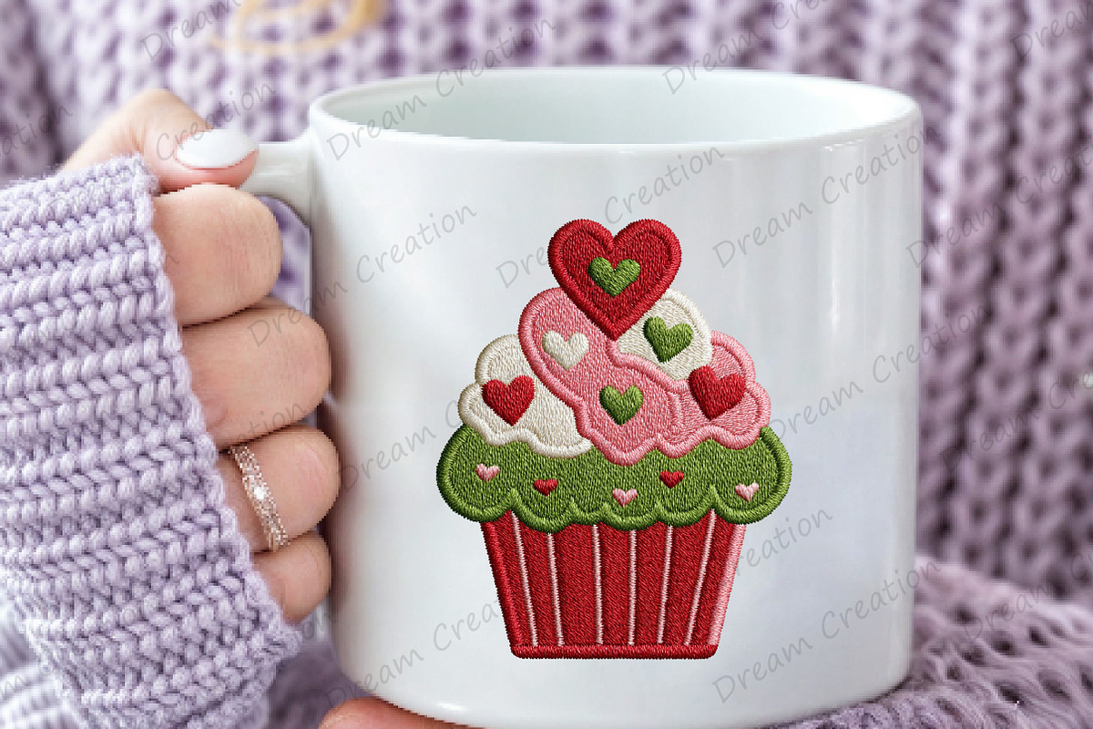 Faux Yarn Crochet Valentines Cupcake, an Illustration by Dream Creation (Photo 5 of 5)