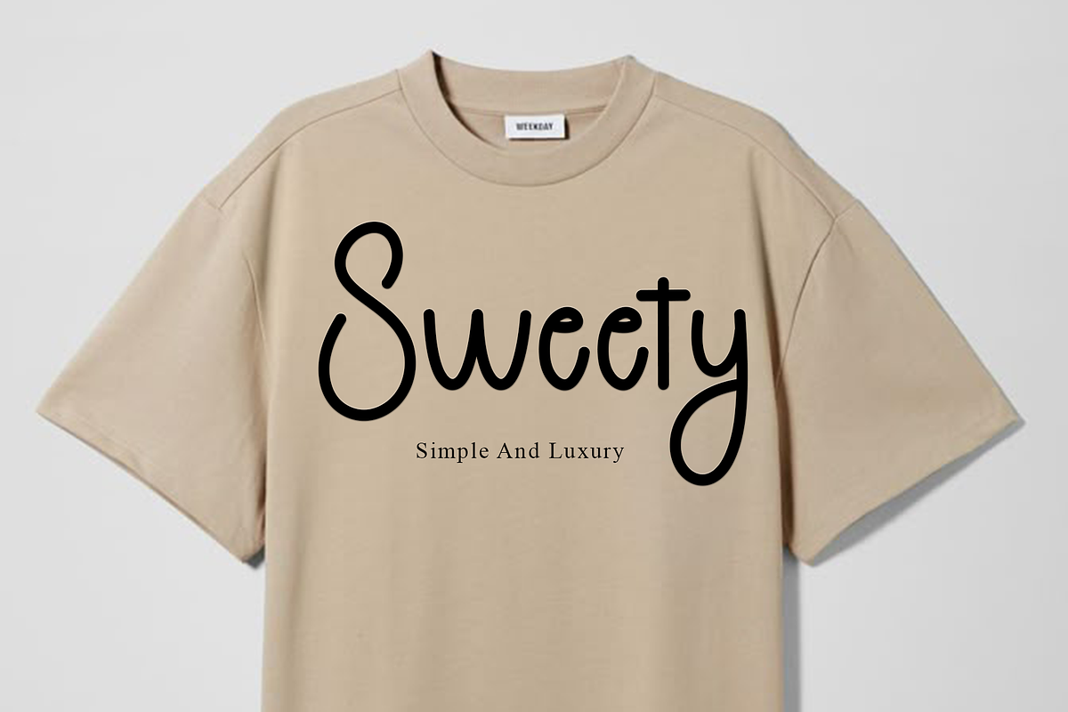 Simple Graphic, a Sans Serif Font by FreshTypeINK (Photo 2 of 8)