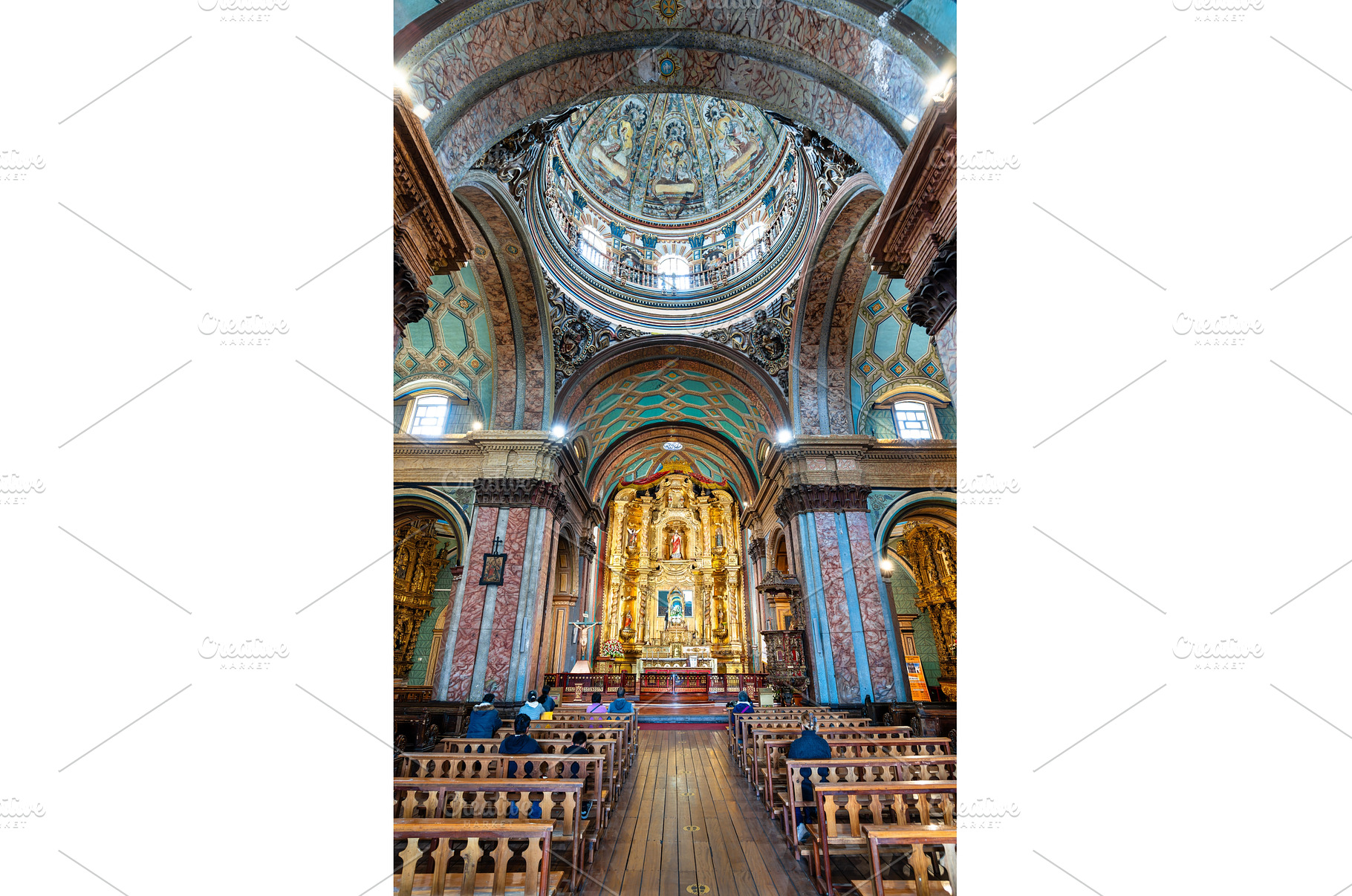 Interior of Church of El Sagrario, an Architecture Photo by Leonid Andronov