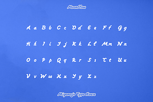 Moonflow Typeface