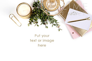 Styled Stock Desktop Mockup