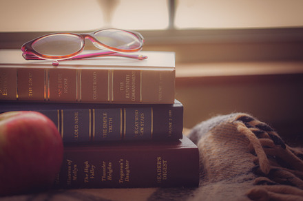 A little Reading, a School & Education Photo by Tina Thelen Photography