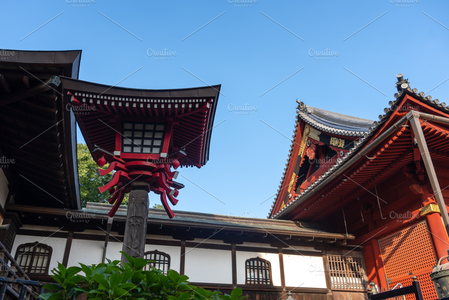 Gojoten Hanazono Inari Shrine architecture in Ueno, Tokyo, Japan, an Architecture Photo by GoodGoods