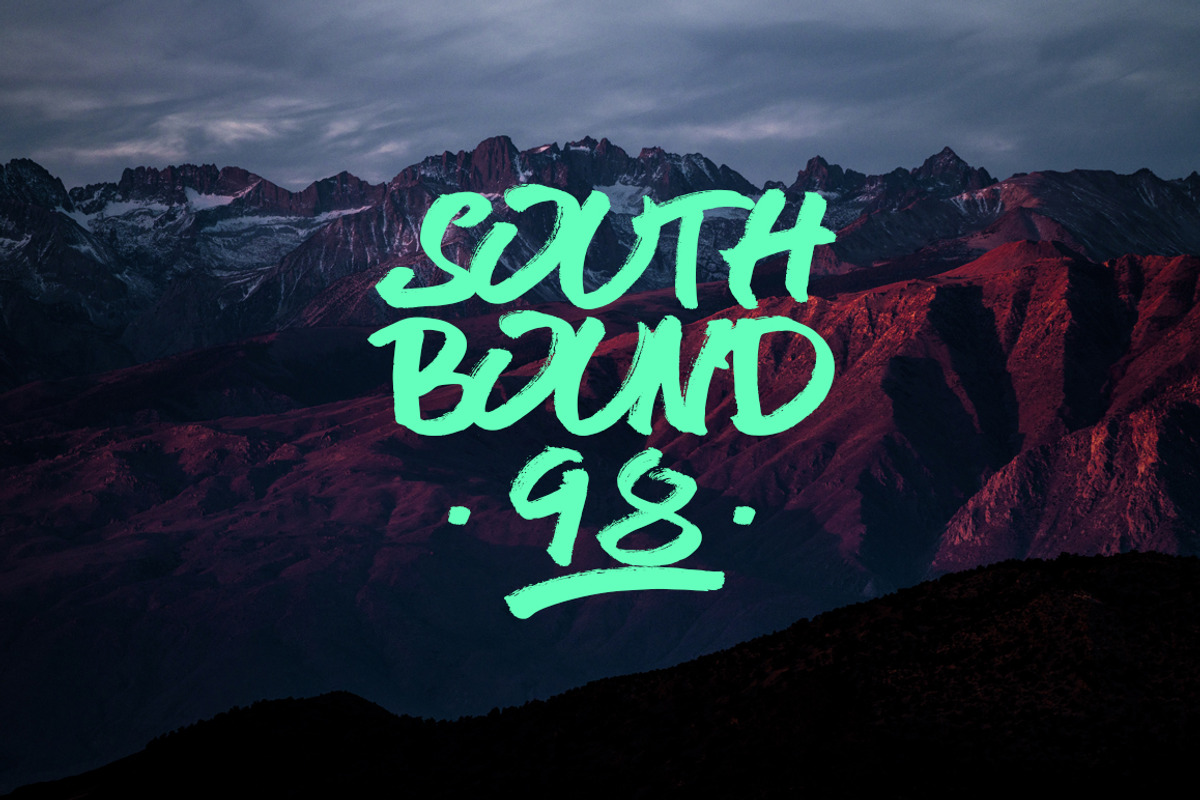 OPEN ROAD Brush Font preview 3
