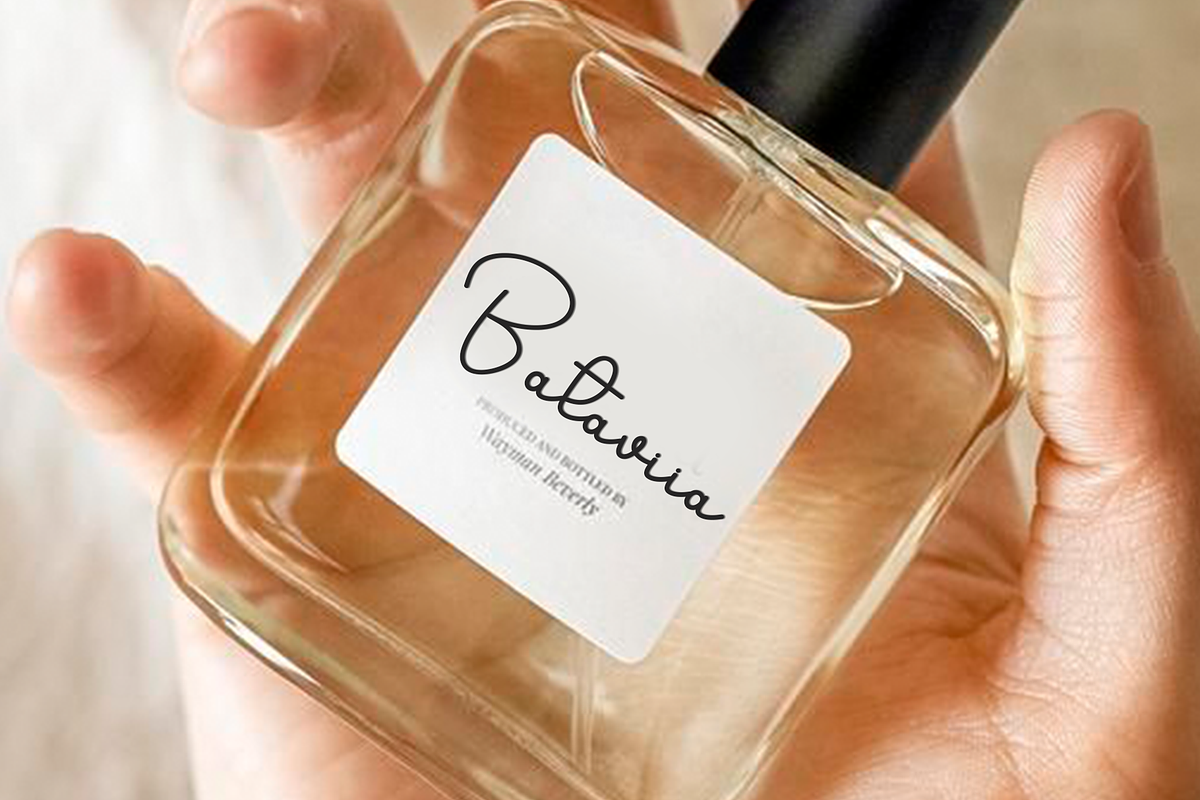 Mango, a Handwritten Font by InermediaSTUDIO (Photo 6 of 8)