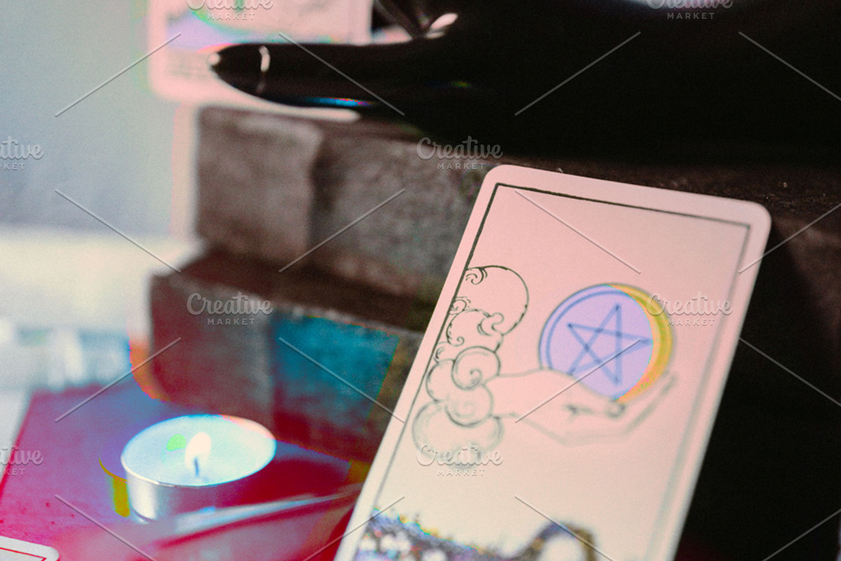Divine Hand Tarot Photo Stock, an Arts & Entertainment Photo by House of Divine Style (Photo 15 of 16)