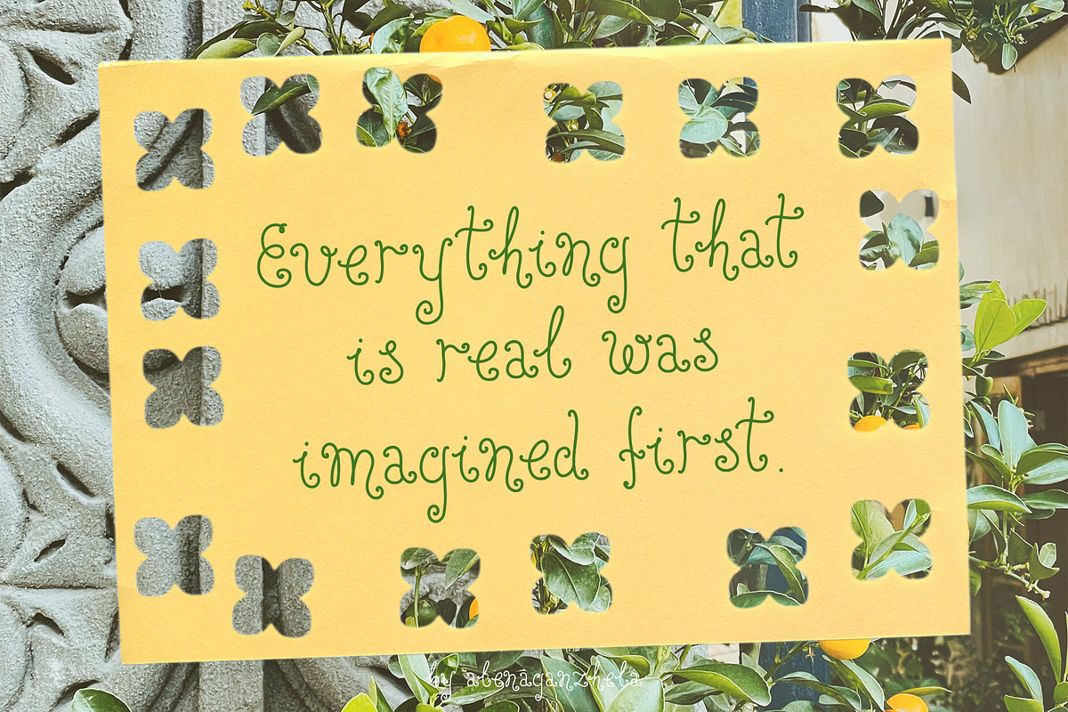 Rue Clementine - curly font, a Handwritten Font by alenaganzhela (Photo 2 of 9)