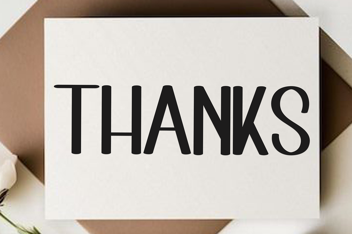 Winter Darling, a Sans Serif Font by InermediaSTUDIO (Photo 8 of 8)