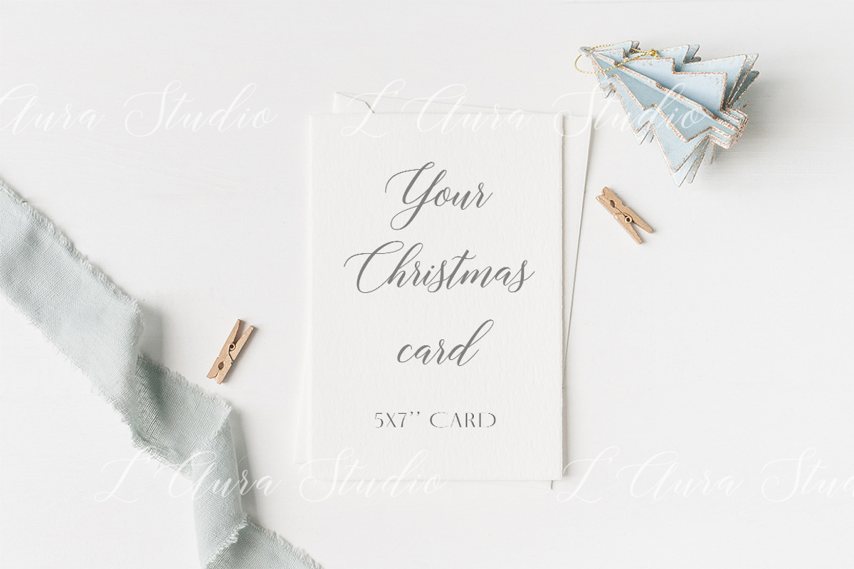 Holiday card mockup - 5x7'' psd, a Print Template by L'Aura Studio