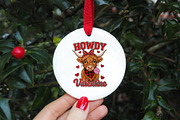 Howdy Valentine Highland Cow Cute, an Illustration by DreamArtGraphic (Thumbnail 3 of 6)