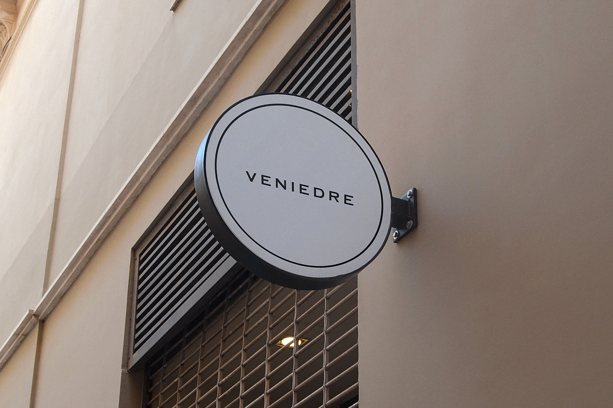 Logo Mockup Circular Sign, a Product Mockup by Asylab (Photo 5 of 7)