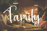 Wonderland, a Script Font by AnayaStudio (Thumbnail 4 of 5)