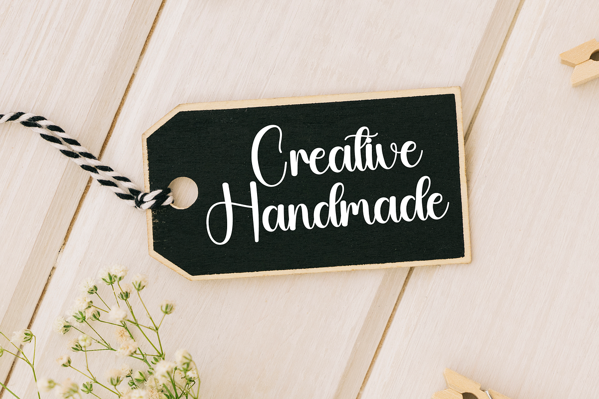 Delightful | Script Font, a Handwritten Font by Scratchones (Photo 3 of 9)