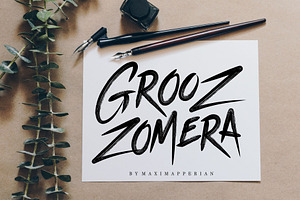 Grooz Zomera Brush Font