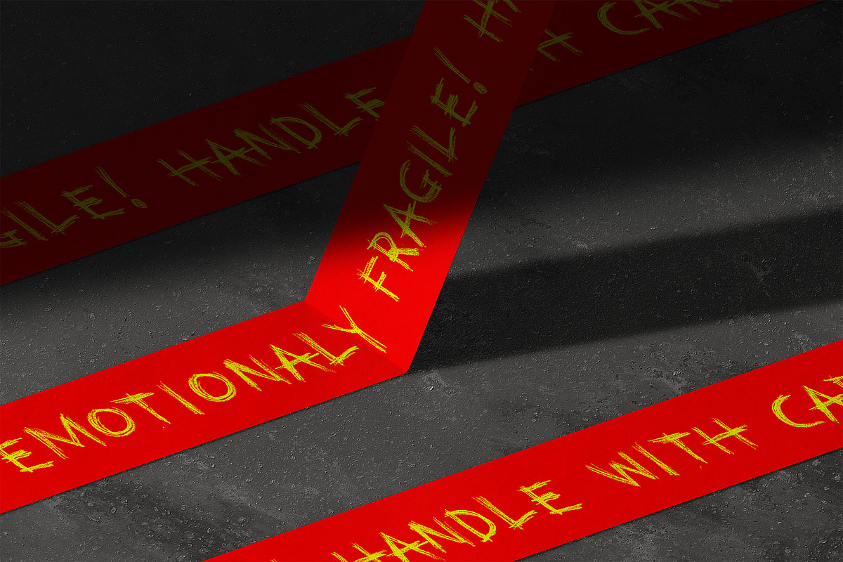 Grunge Crayon SVG Fonts, a Handwritten Font by tomatstudio (Photo 5 of 8)
