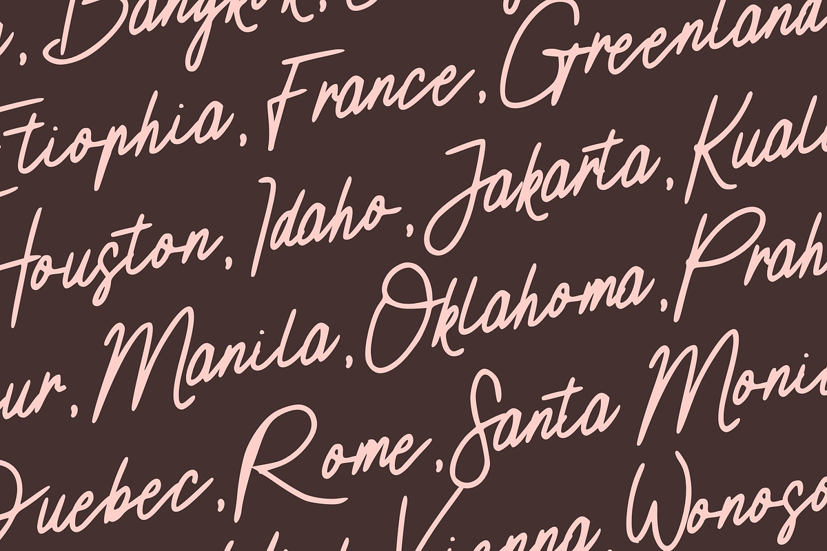 Rossa Maria, a Script Font by Kawalan Studio (Photo 6 of 7)