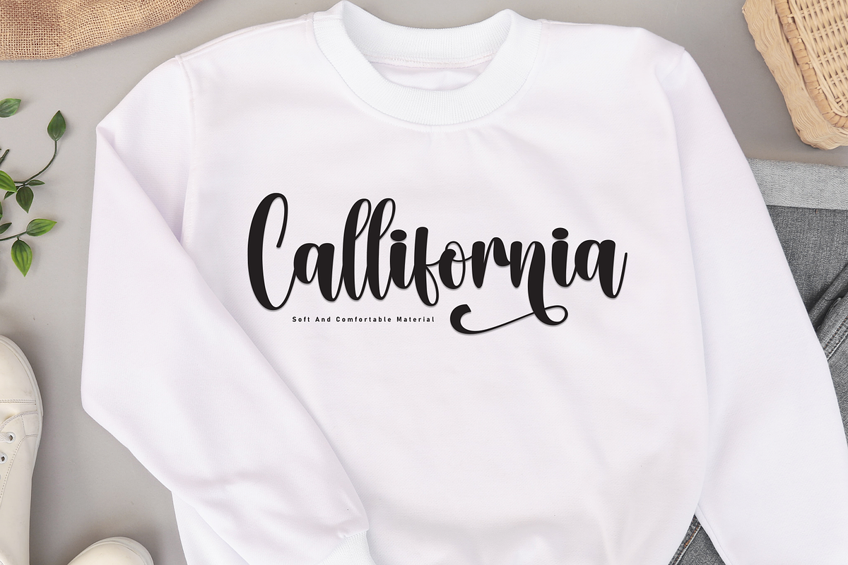 Valentine | Script Font, a Handwritten Font by Scratchones (Photo 5 of 9)