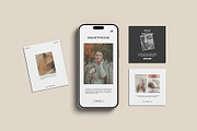 Instagram Post Mockup, a Wearable Device Mockup by graphicpages (Thumbnail 7 of 15)