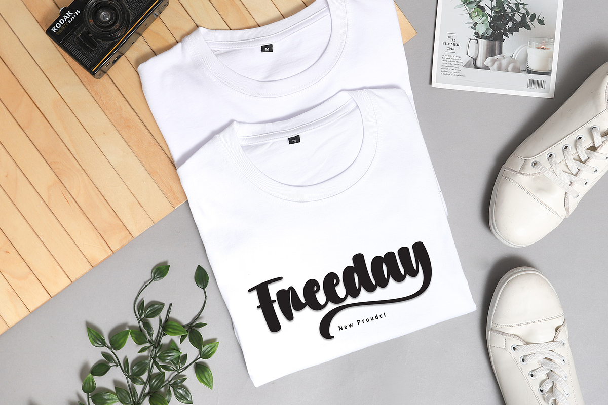 Letter Sunday | Script Font, a Handwritten Font by Scratchones (Photo 4 of 9)