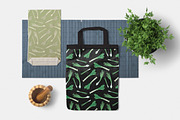 Onion set and seamless pattern, a Food Illustration by Good Studio (Thumbnail 6 of 7)