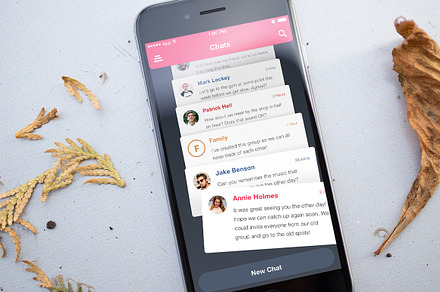 iPhone Chat App Screen