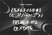 Zomblo, a Script Font by Esui Studio (Thumbnail 4 of 5)