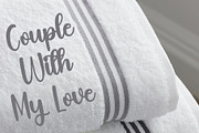 Simply, a Script Font by FreshTypeINK (Thumbnail 6 of 8)