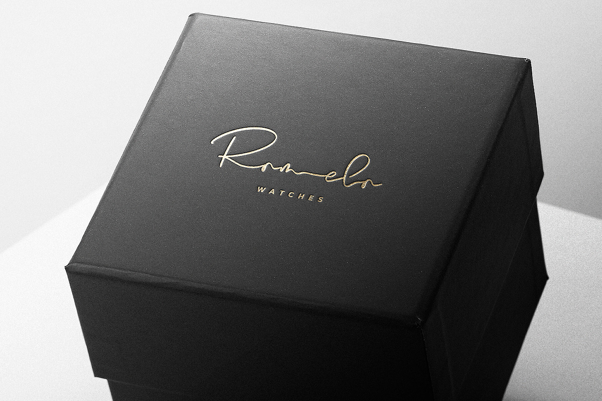 Sadio, a Script Font by Abo Daniel Studio (Photo 7 of 11)